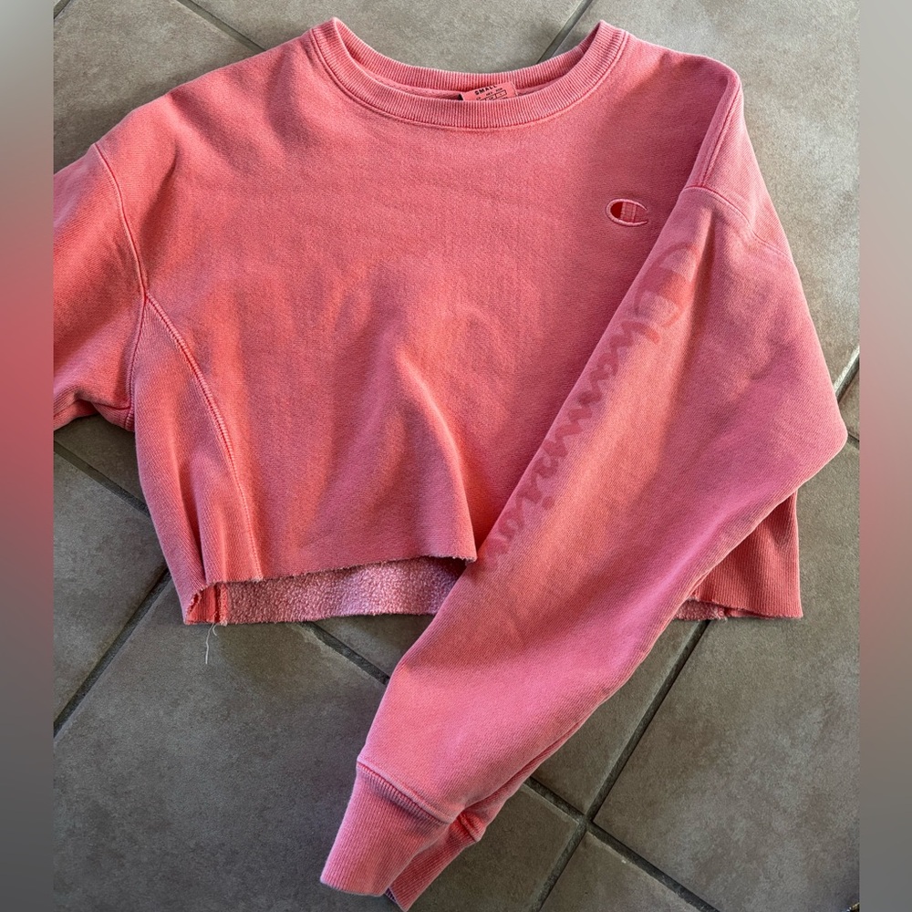 Pink cropped Champion sweater